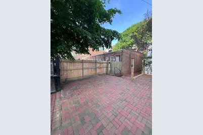 947 25th Street NW, Washington, DC 20037 - Photo 9