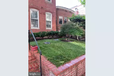 947 25th Street NW, Washington, DC 20037 - Photo 3