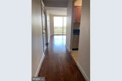 3401 38th Street NW #813, Washington, DC 20016 - Photo 5