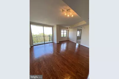 3401 38th Street NW #813, Washington, DC 20016 - Photo 3