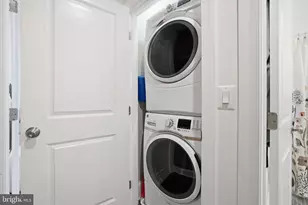35 T St NW, Washington, DC 20001 - Photo 29