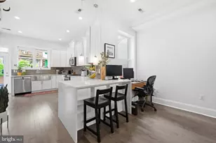 35 T St NW, Washington, DC 20001 - Photo 9