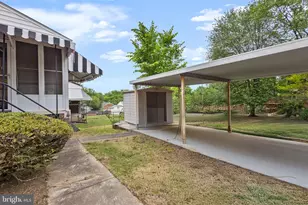 1711 Girard St NE, Washington, DC 20018 - Photo 21