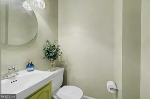 922 Maryland Ave NE, Washington, DC 20002 - Photo 17