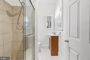 2711 11th St NW, Washington, DC 20001 - Photo 13