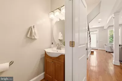 1425 C Street NE, Washington, DC 20002 - Photo 13