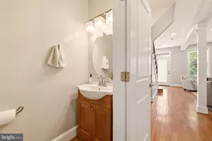 1425 C St NE, Washington, DC 20002 - Photo 13