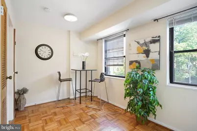 1801 Clydesdale Place NW #518, Washington, DC 20009 - Photo 5