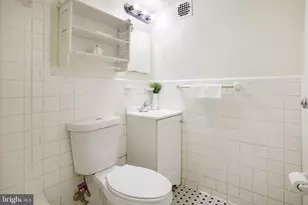 1801 Clydesdale Pl NW, Washington, DC 20009 - Photo 9