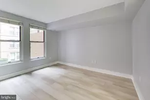 915 E St NW, Washington, DC 20004 - Photo 15