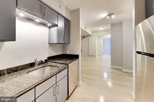915 E St NW, Washington, DC 20004 - Photo 13