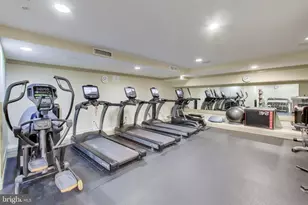 915 E St NW, Washington, DC 20004 - Photo 21