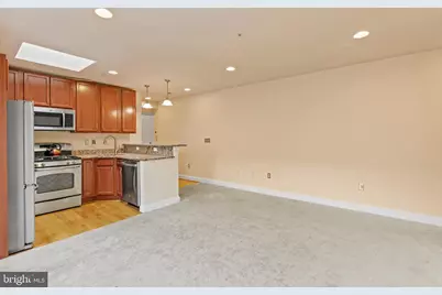 922 Madison Street NW #304, Washington, DC 20011 - Photo 5