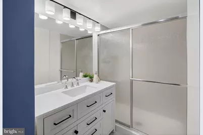 2111 Wisconsin Avenue NW #411, Washington, DC 20007 - Photo 15