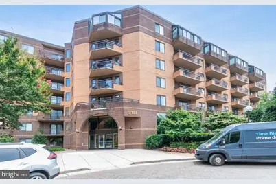 2111 Wisconsin Avenue NW #411, Washington, DC 20007 - Photo 1
