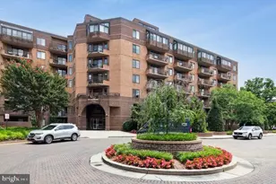 2111 Wisconsin Ave NW, Washington, DC 20007 - Photo 3