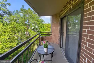 2111 Wisconsin Ave NW, Washington, DC 20007 - Photo 23