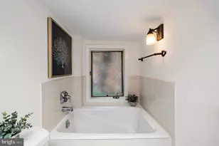 2122 Florida Ave NW, Washington, DC 20008 - Photo 39