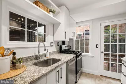 2122 Florida Avenue NW, Washington, DC 20008 - Photo 29