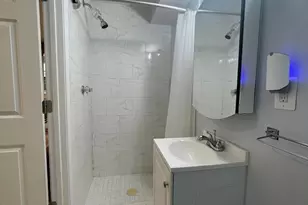 263-B Kentucky Ave SE, Washington, DC 20003 - Photo 27