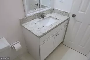 1825 T St NW, Washington, DC 20009 - Photo 7