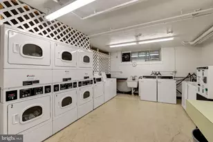 2711 Ordway St NW, Washington, DC 20008 - Photo 31