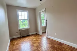 4481 MacArthur Blvd NW, Washington, DC 20007 - Photo 5