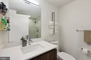 37 L St SE, Washington, DC 20003 - Photo 13