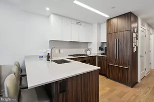 37 L St SE, Washington, DC 20003 - Photo 5
