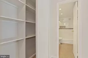 4201 Cathedral Ave NW, Washington, DC 20016 - Photo 19
