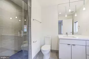 450 Ridge St NW, Washington, DC 20001 - Photo 11