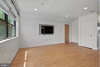 1524 Independence Avenue SE #303, Washington, DC 20003 - Photo 9