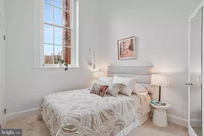 410 5th Street NE #13, Washington, DC 20002 - Photo 9