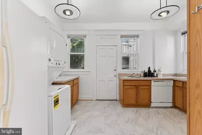916 East Capitol Street NE, Washington, DC 20003 - Photo 45