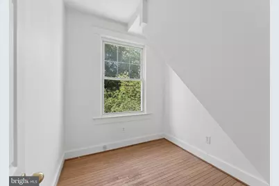916 East Capitol Street NE, Washington, DC 20003 - Photo 25