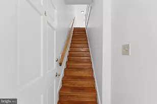 916 East Capitol St NE, Washington, DC 20003 - Photo 5