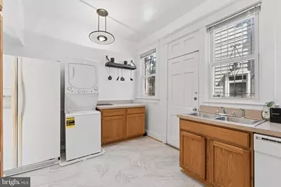 916 East Capitol Street NE, Washington, DC 20003 - Photo 49