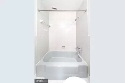 2829 Connecticut Avenue NW #307, Washington, DC 20008 - Photo 7