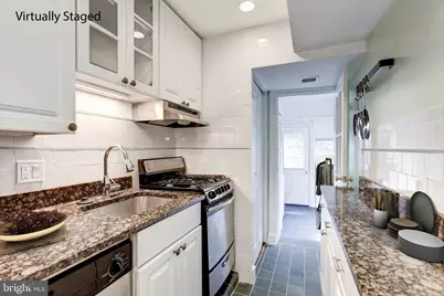 2335 40th Street NW #2, Washington, DC 20007 - Photo 9