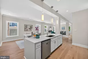 1317 Gallatin St NW, Washington, DC 20011 - Photo 15