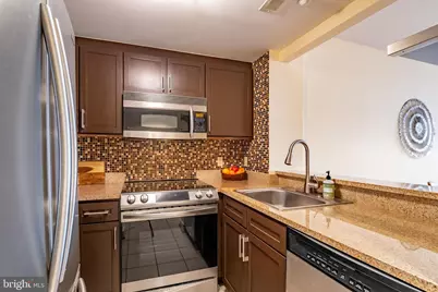 1150 K Street NW #1008, Washington, DC 20005 - Photo 21