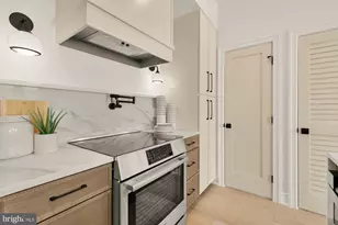 1463 Harvard St NW, Washington, DC 20009 - Photo 11