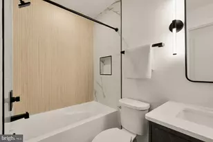 1463 Harvard St NW, Washington, DC 20009 - Photo 31