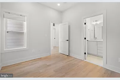 1130 Penn Street NE #6, Washington, DC 20002 - Photo 9