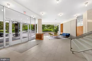4200 Cathedral Ave NW, Washington, DC 20016 - Photo 21