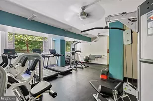 4200 Cathedral Ave NW, Washington, DC 20016 - Photo 29