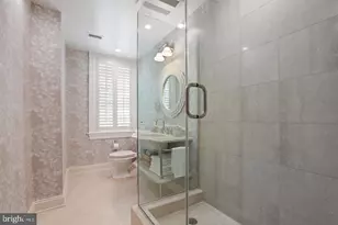 1661 Crescent Pl NW, Washington, DC 20009 - Photo 21