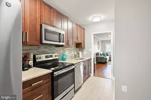 1642 Beekman Pl NW, Washington, DC 20009 - Photo 13