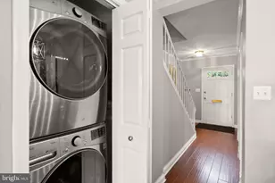 1642 Beekman Pl NW, Washington, DC 20009 - Photo 15