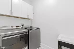 1223 Fairmont St NW, Washington, DC 20009 - Photo 47